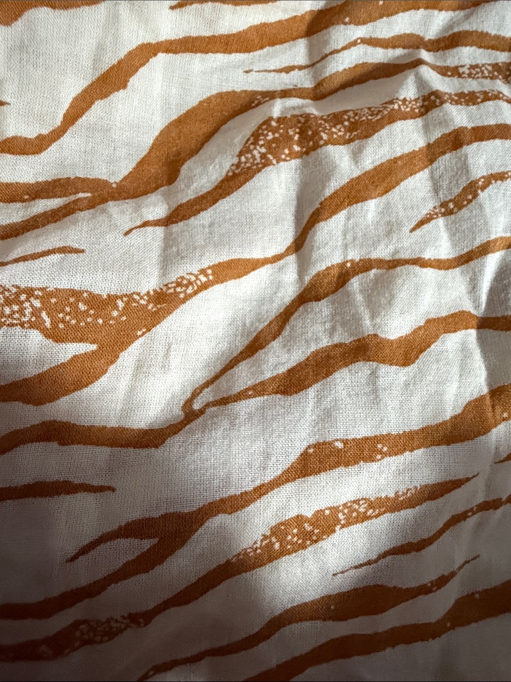 Ava & Viv White and Rust Tiger Stripe Print Dolman Sleeve Top- Size 2X